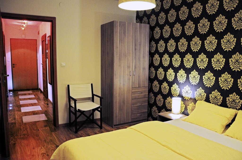Color Apartment Krasków Δωμάτιο φωτογραφία