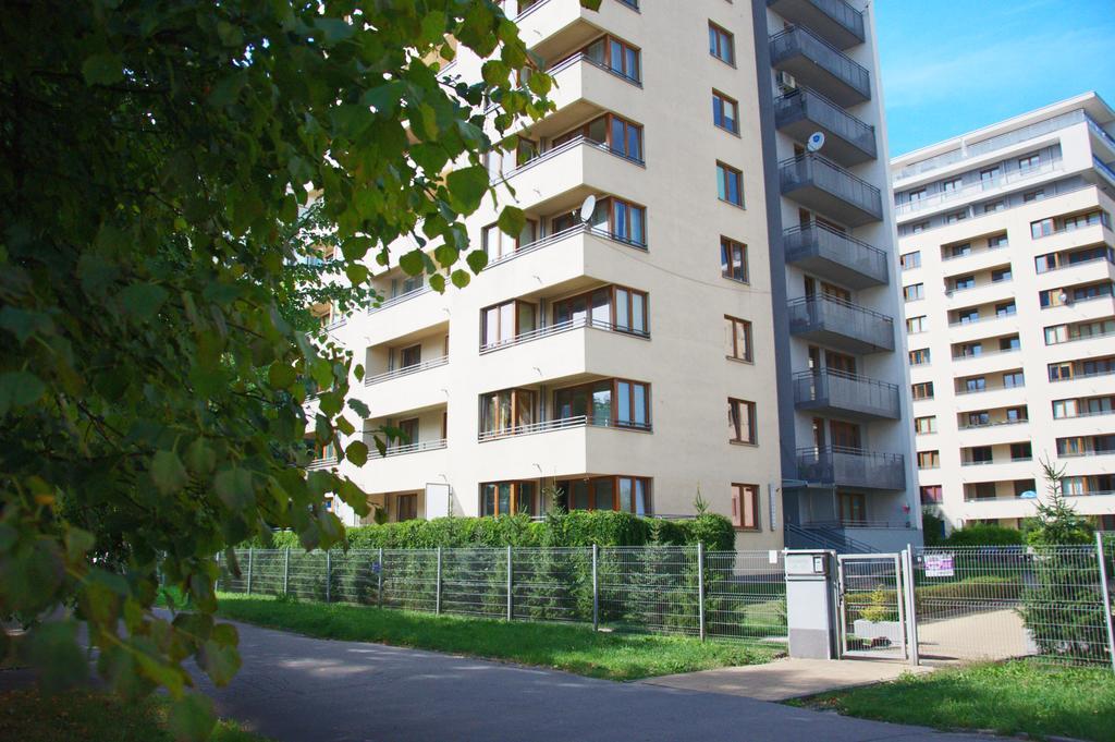 Color Apartment Krasków Δωμάτιο φωτογραφία